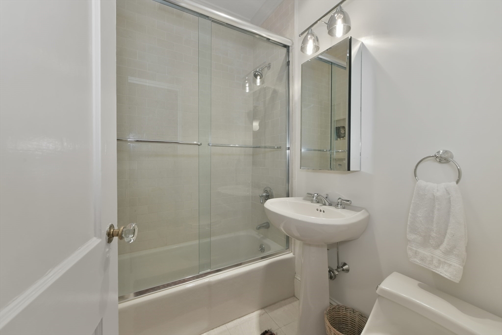 250 Commonwealth # 7