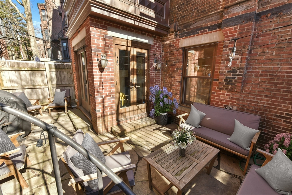 363 Marlborough St # 3