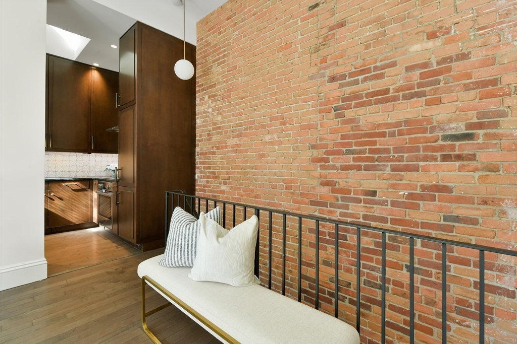 363 Marlborough St # 3