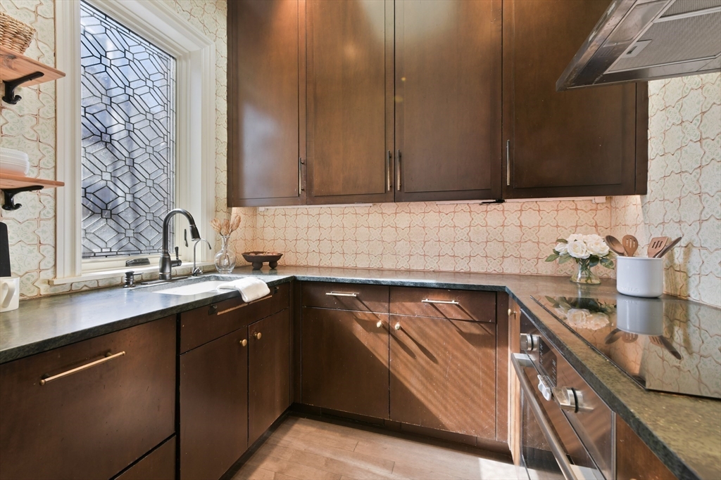 363 Marlborough St # 3