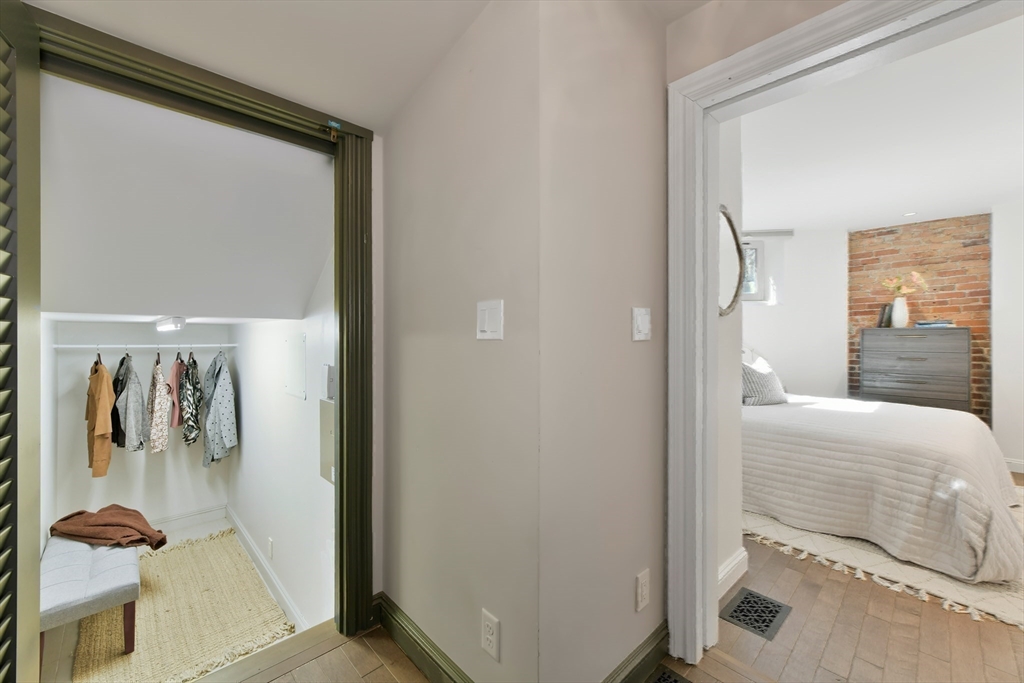 363 Marlborough St # 3