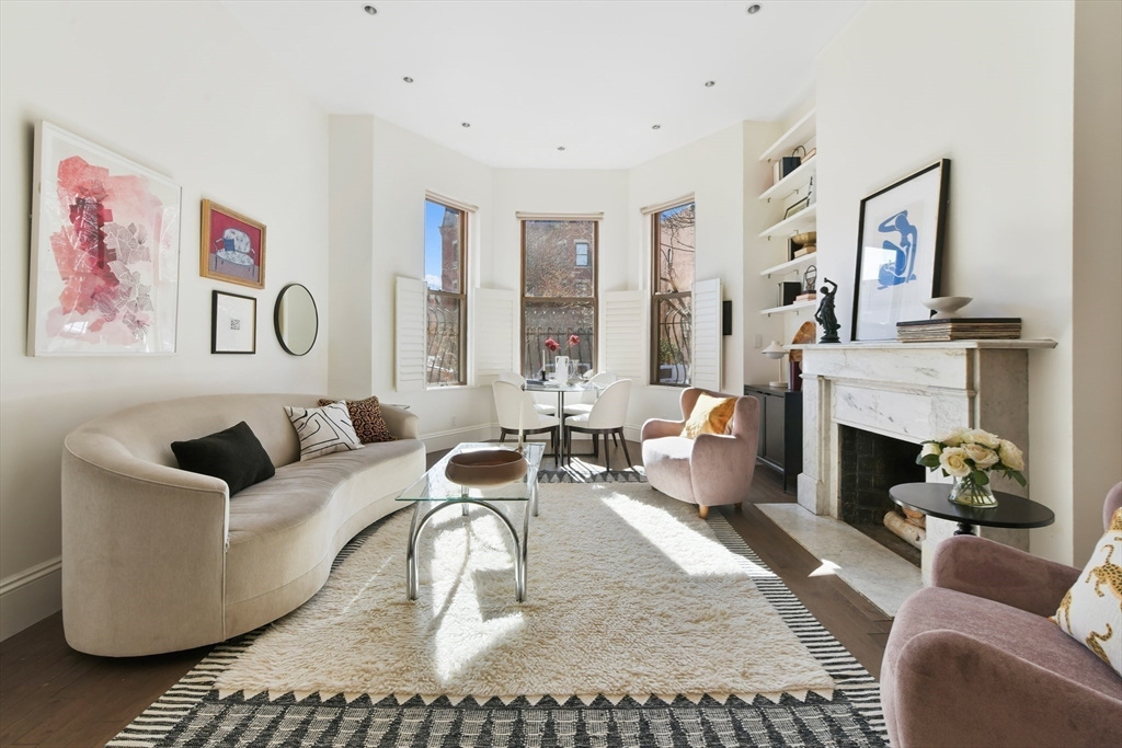 363 Marlborough St # 3