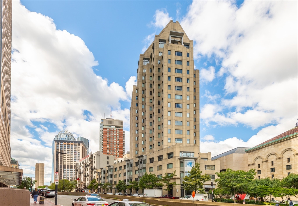 1 Huntington Ave # 311