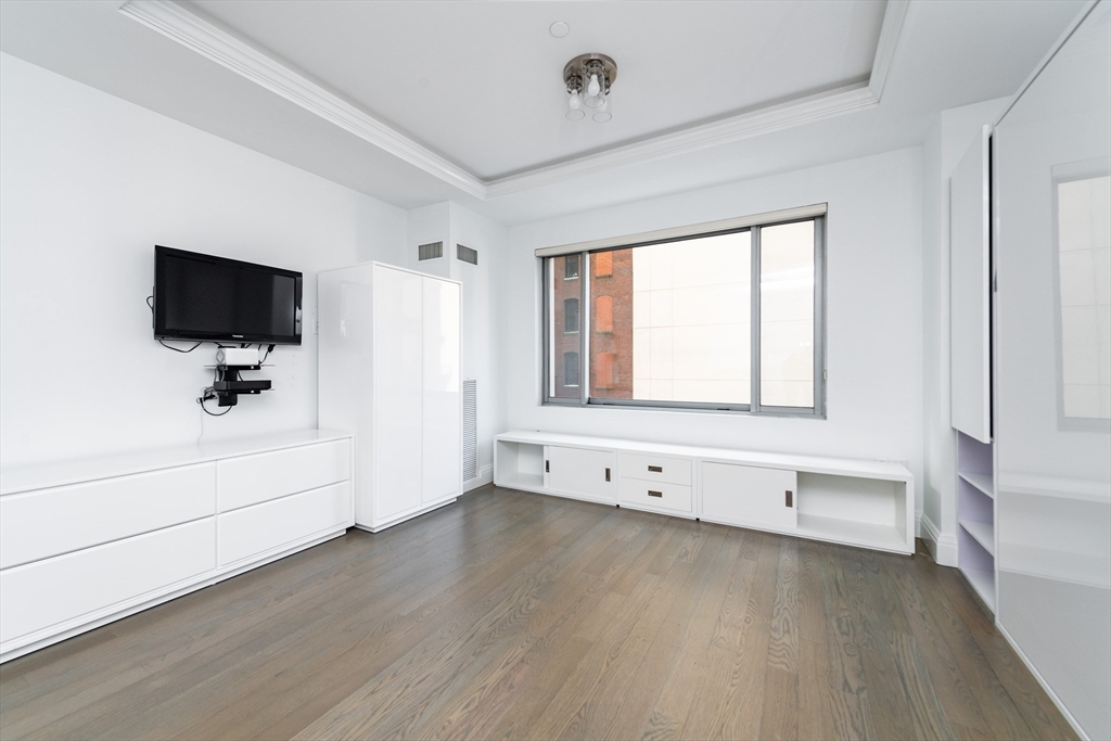 1 Huntington Ave # 311