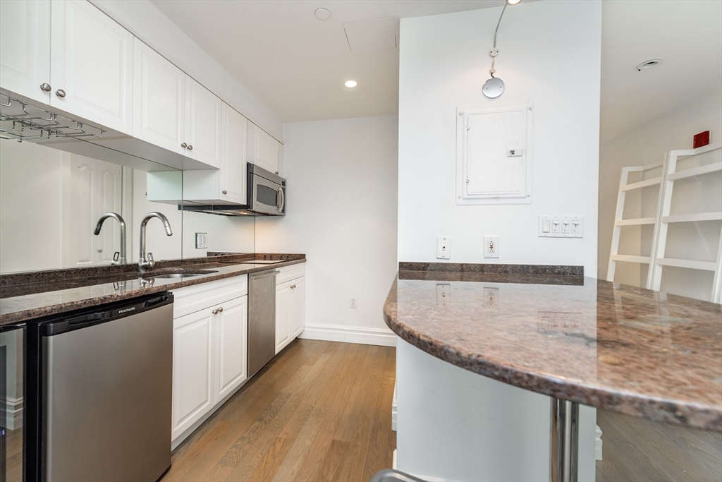 1 Huntington Ave # 311