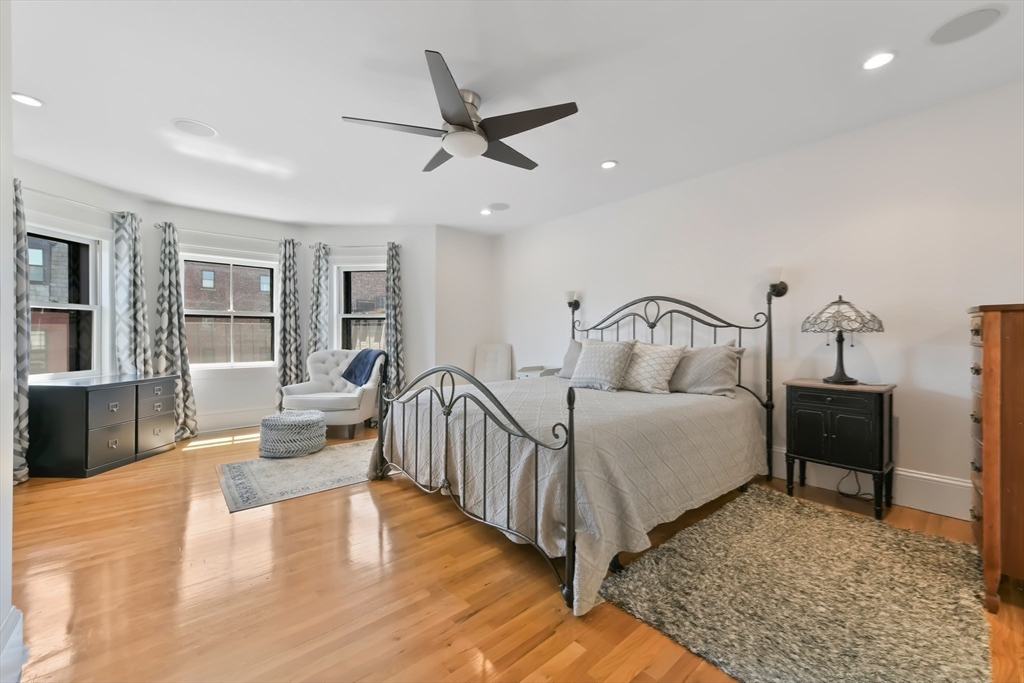 249 Beacon St PH