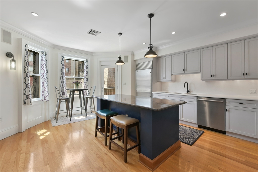 249 Beacon St PH