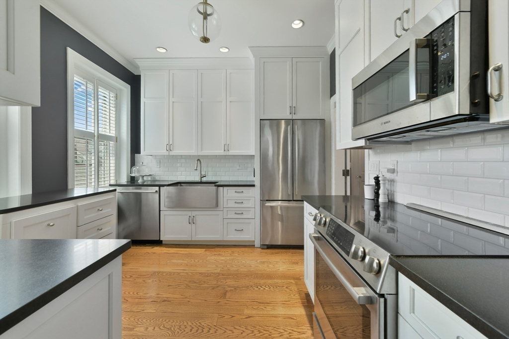 101 Mt Vernon St # 3