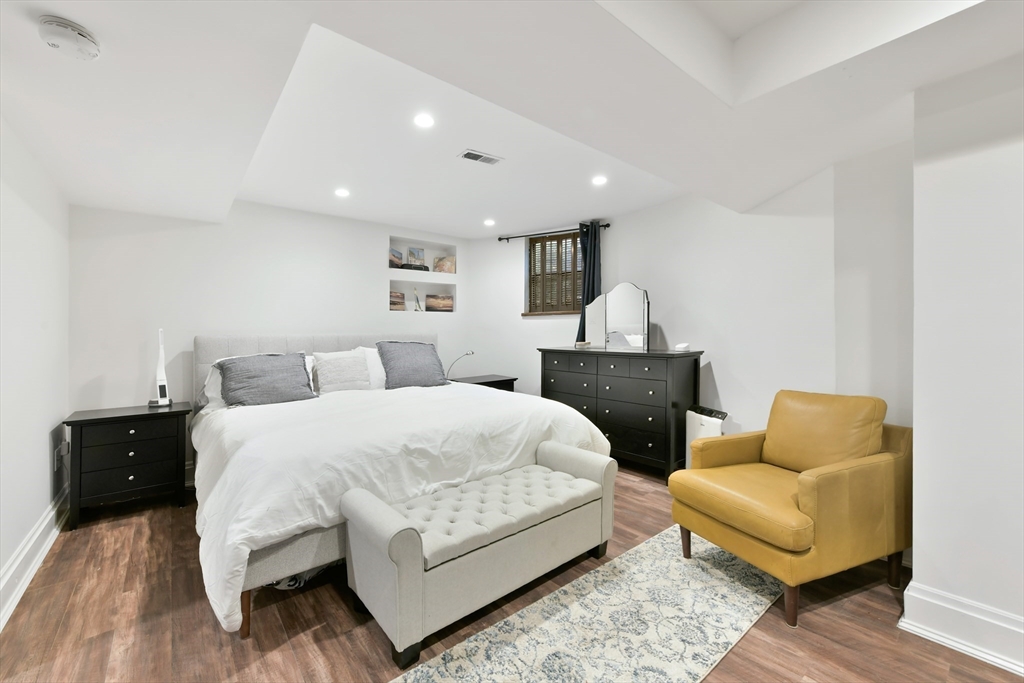 77 Waltham St # 2