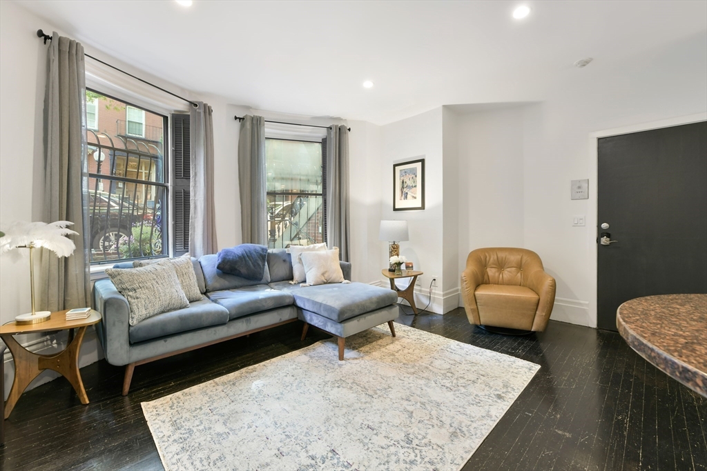 77 Waltham St # 2