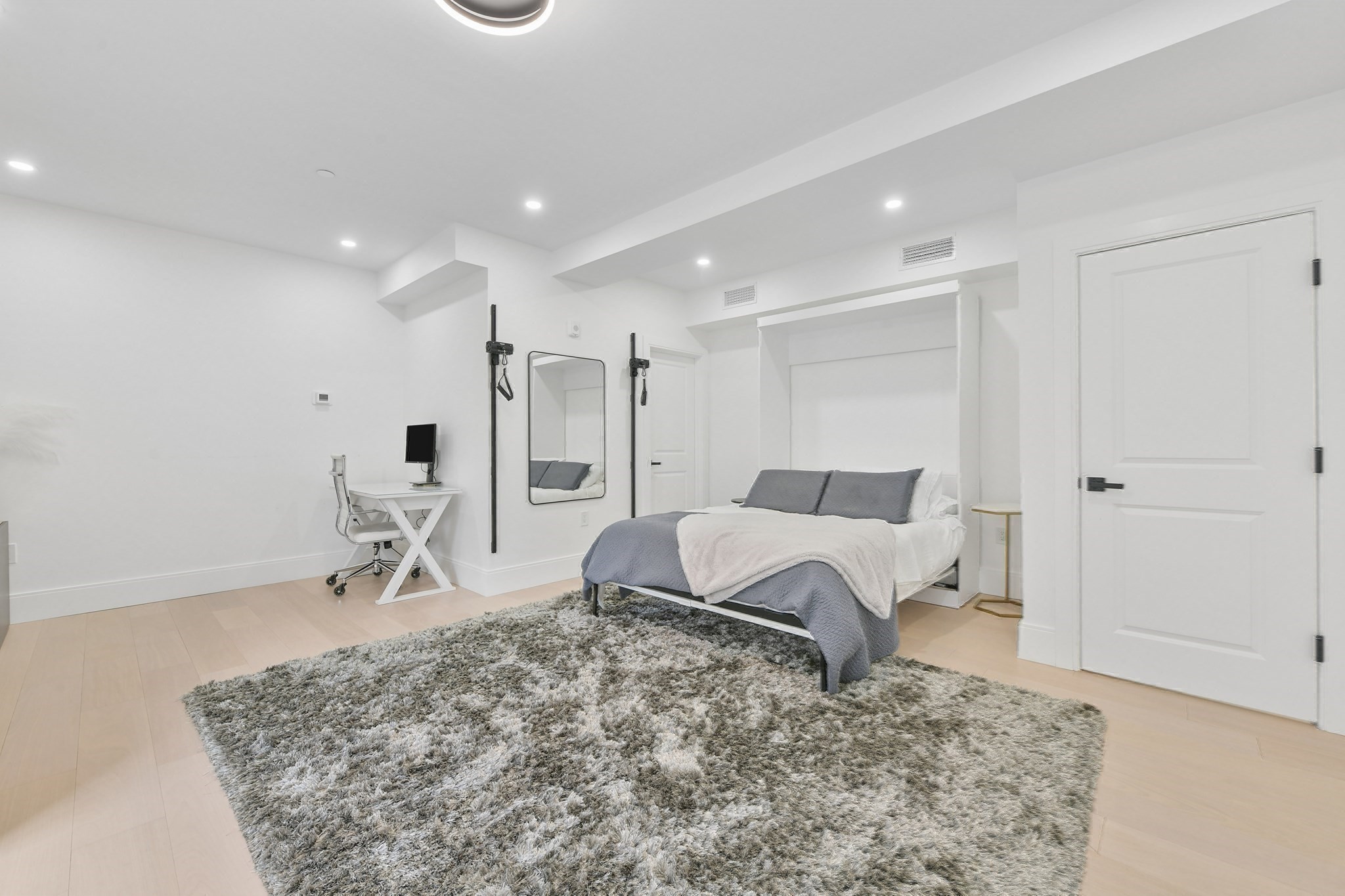 100 White St # 1