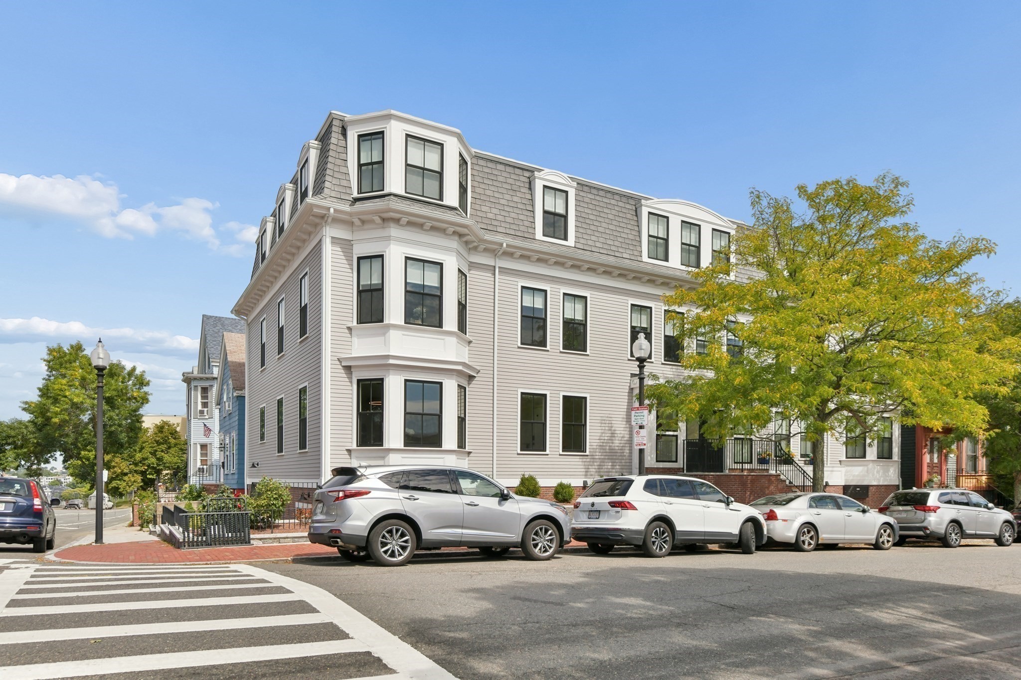 100 White St # 1