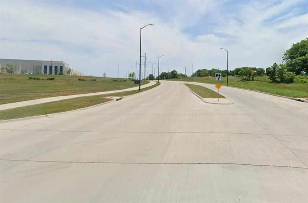 30485 W 207th Street