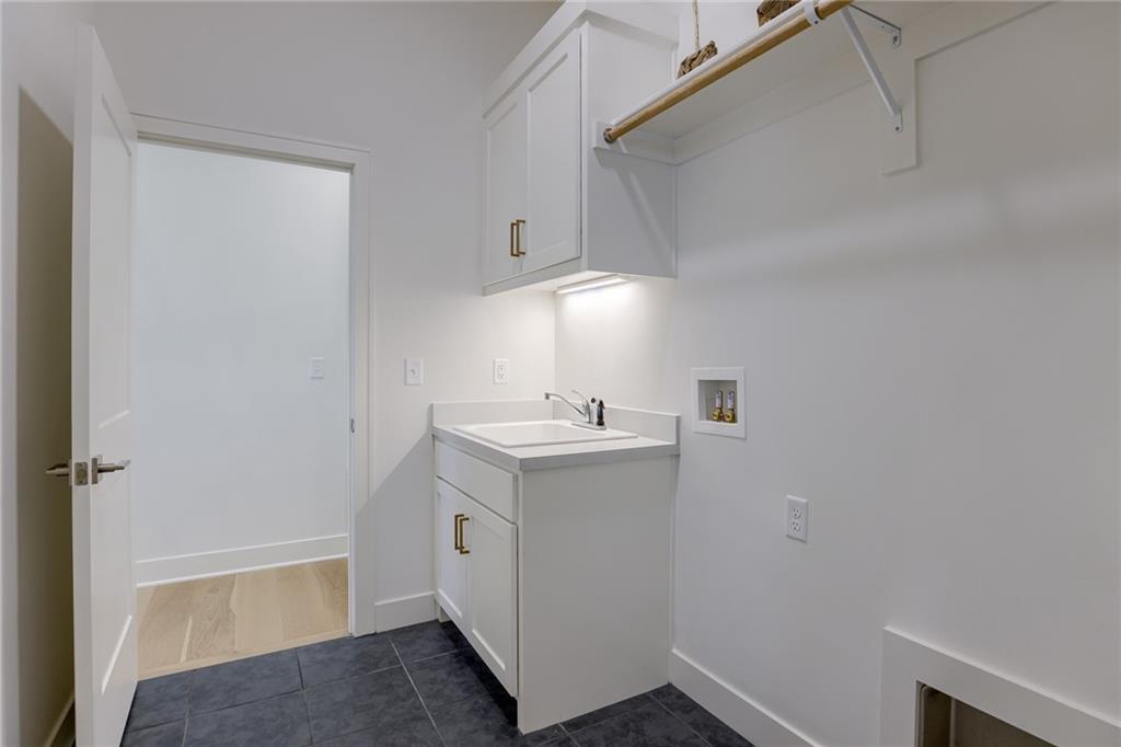 17559 W 165th Street