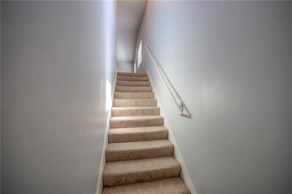 11671 S Roundtree Street Unit: 200