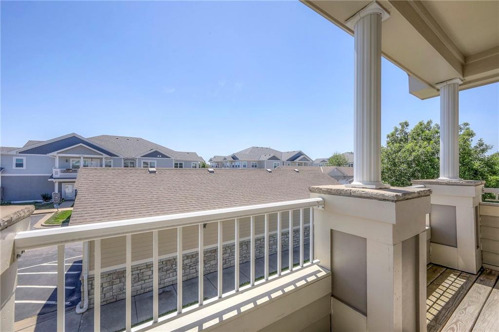 11671 S Roundtree Street Unit: 200