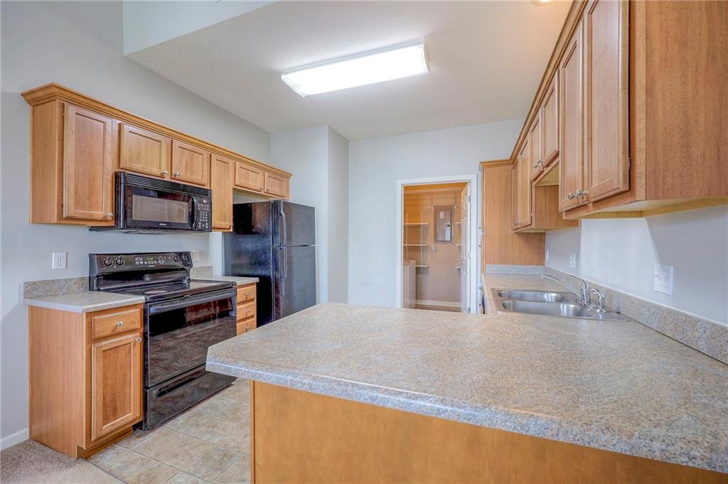 11671 S Roundtree Street Unit: 200