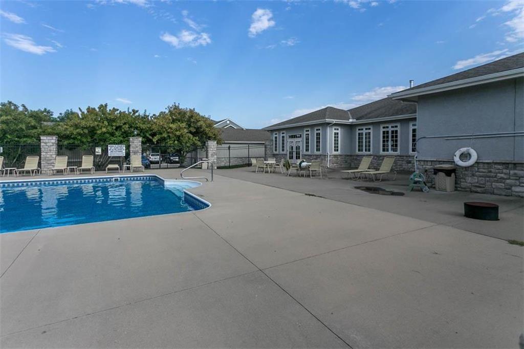 11671 S Roundtree Street Unit: 200