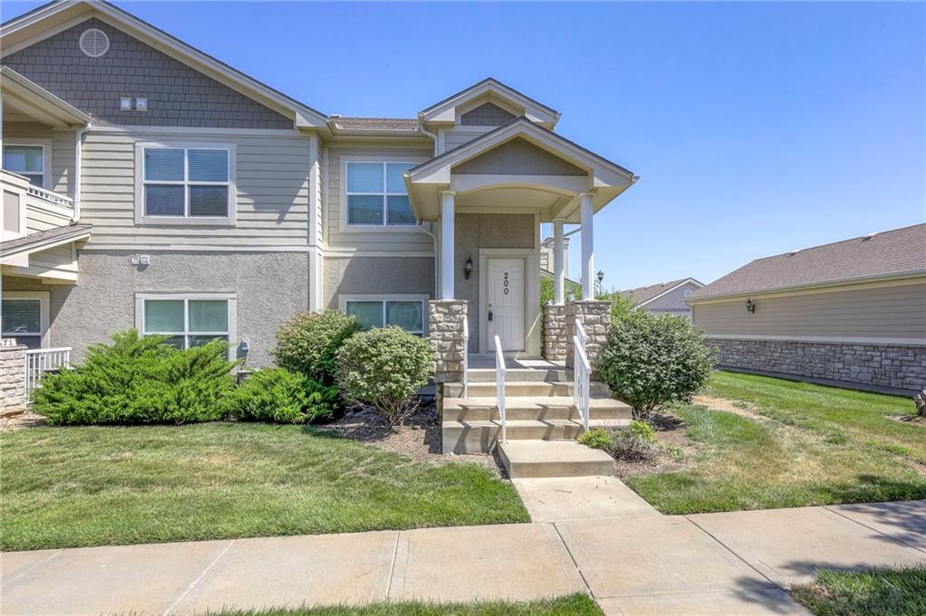 11671 S Roundtree Street Unit: 200