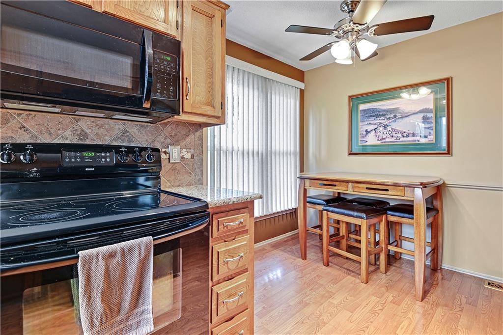 10782 Oakmont Street