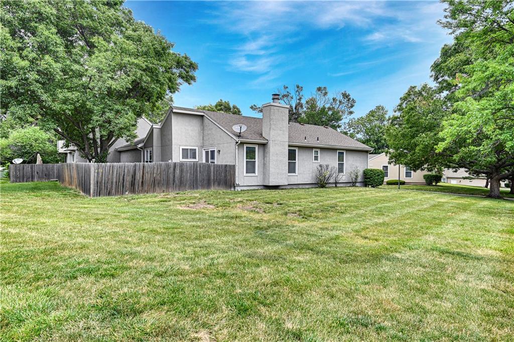 10782 Oakmont Street