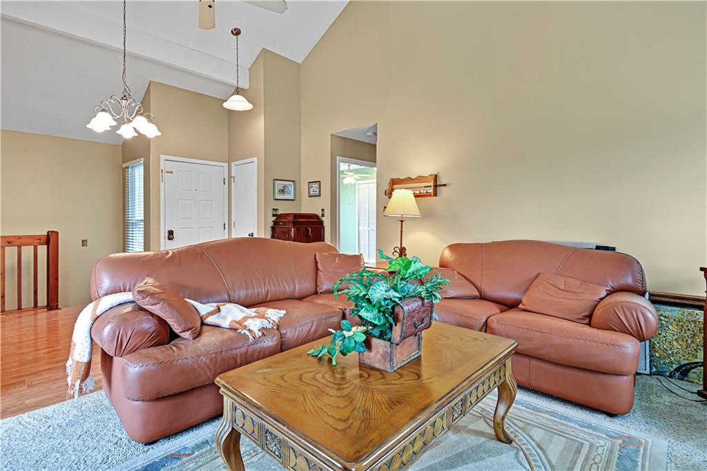 10782 Oakmont Street