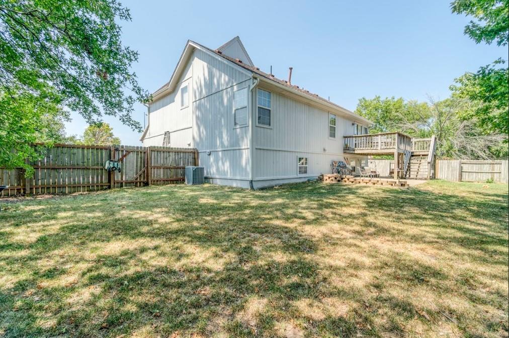 1208 E Frontier Drive