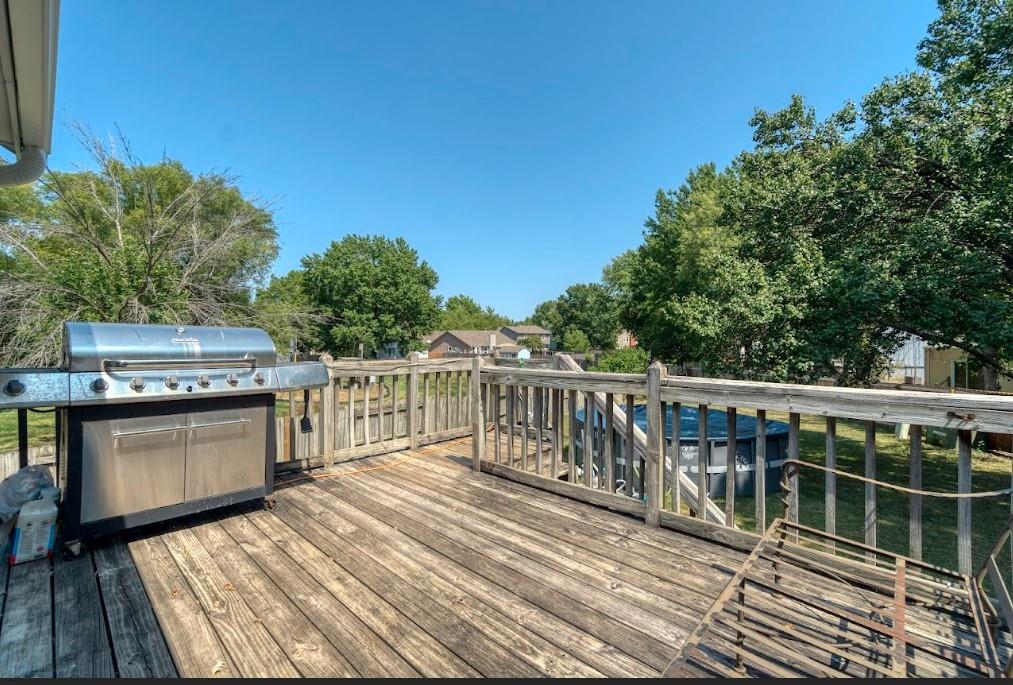 1208 E Frontier Drive