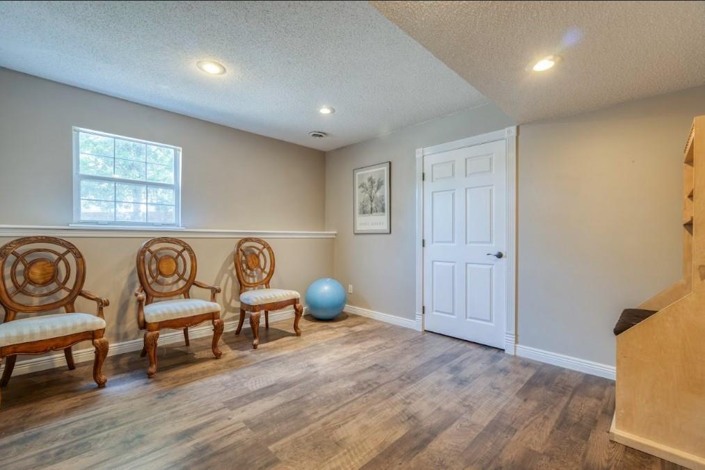 1208 E Frontier Drive