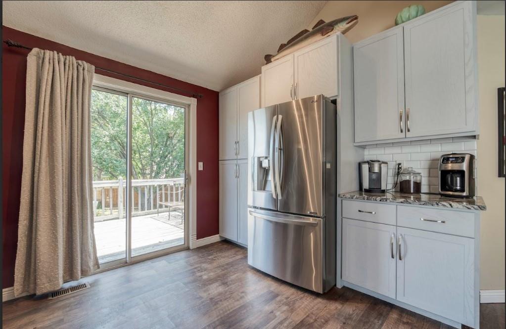 1208 E Frontier Drive