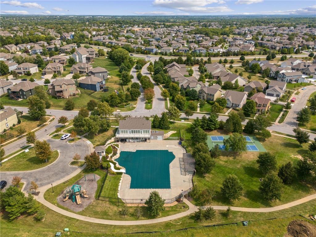 16366 S Laurelwood Street