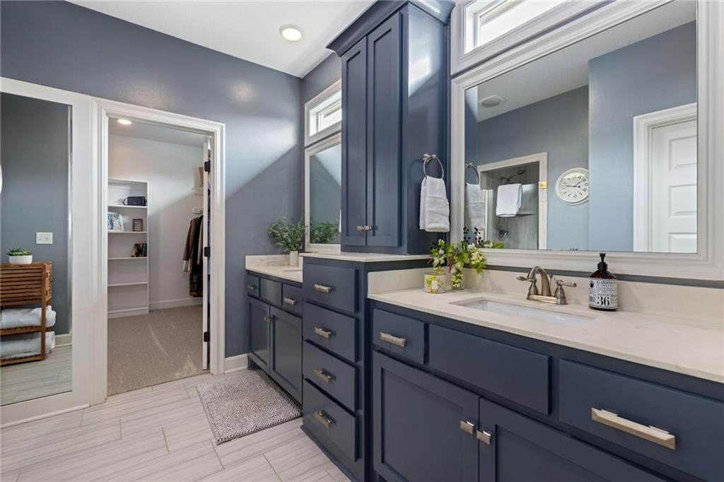 16366 S Laurelwood Street