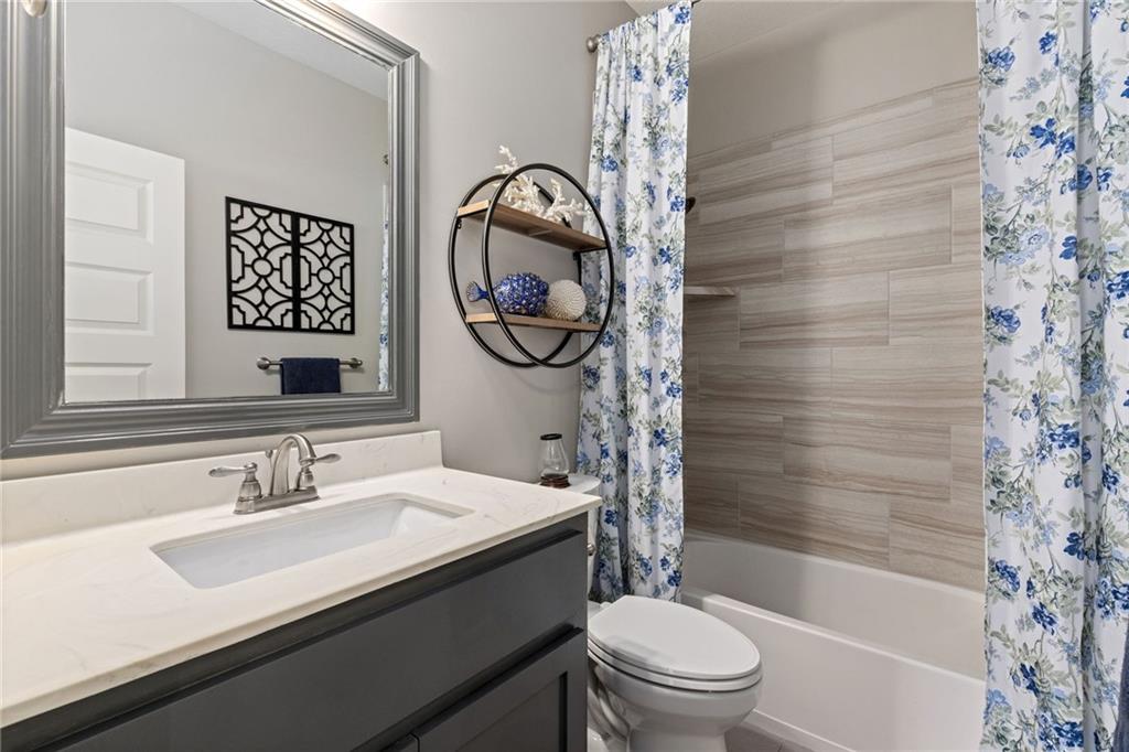 16366 S Laurelwood Street