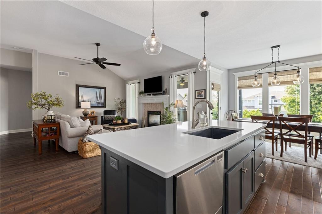 16366 S Laurelwood Street