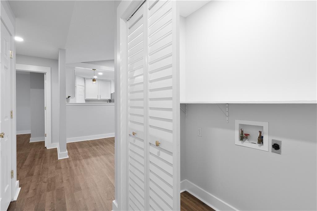 381 N Evergreen Street