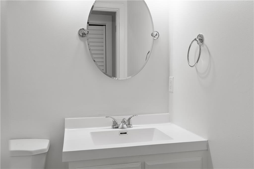 381 N Evergreen Street