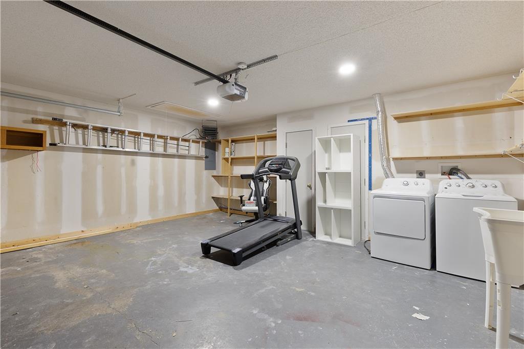 381 N Evergreen Street