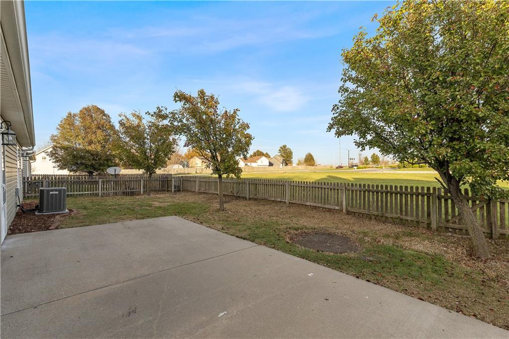 381 N Evergreen Street