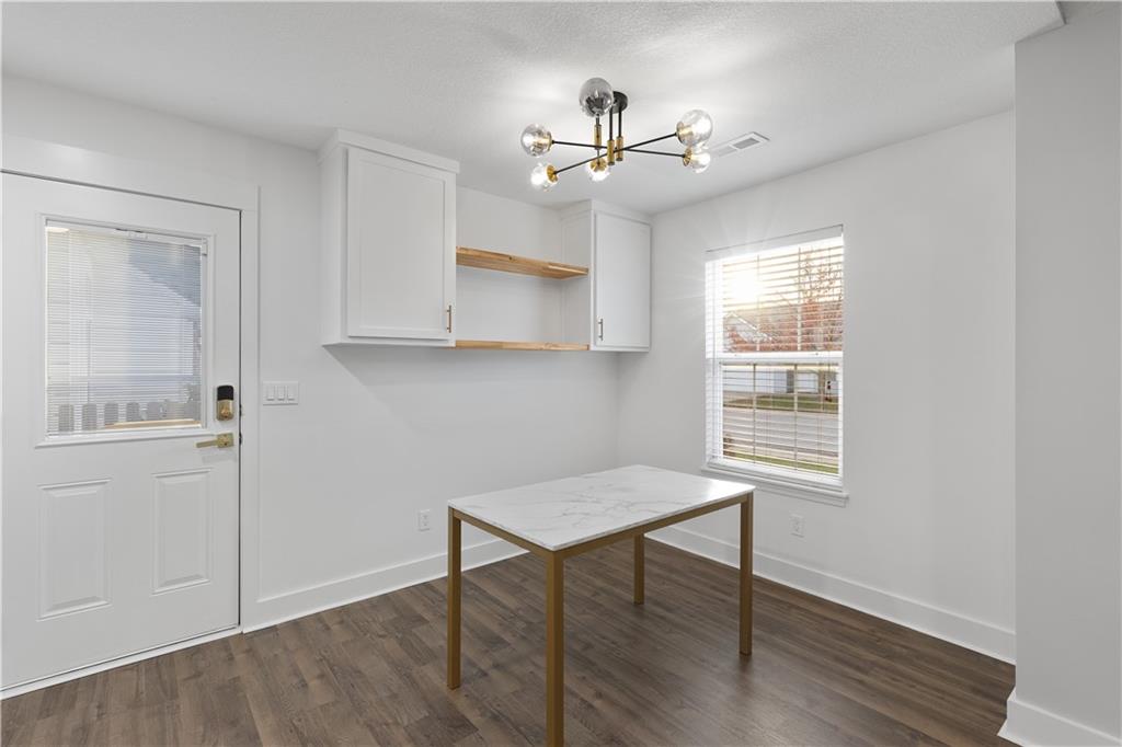 381 N Evergreen Street