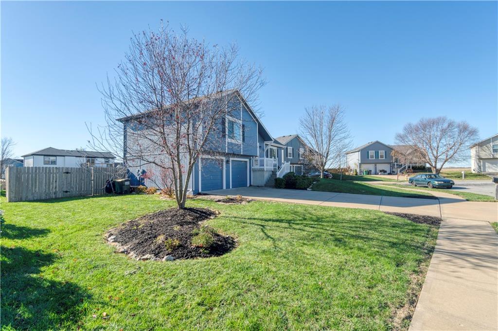 32627 W 171st Terrace