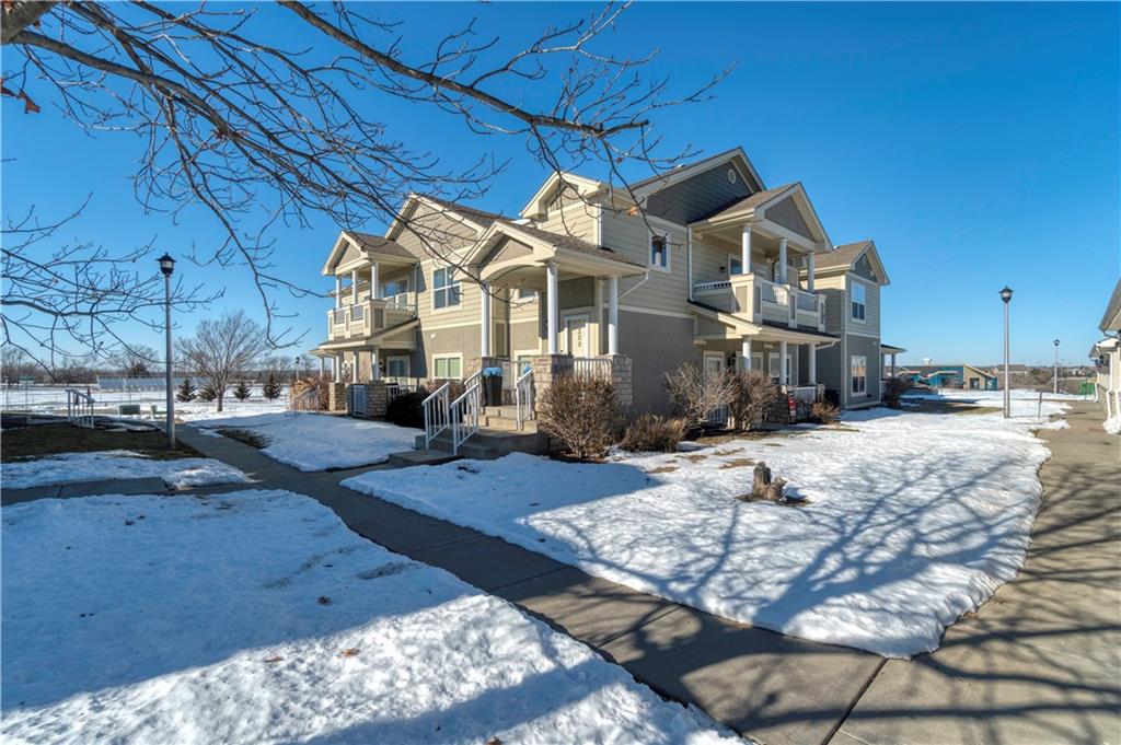 11671 S Roundtree Street Unit: 200