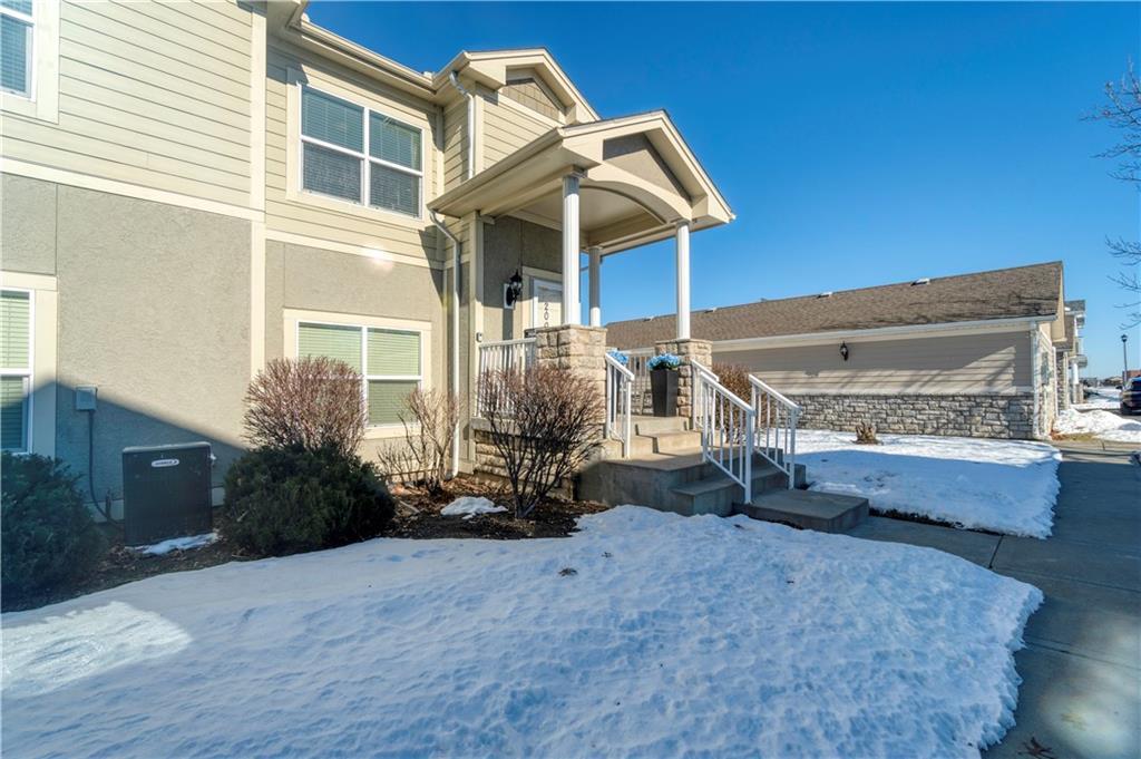 11671 S Roundtree Street Unit: 200