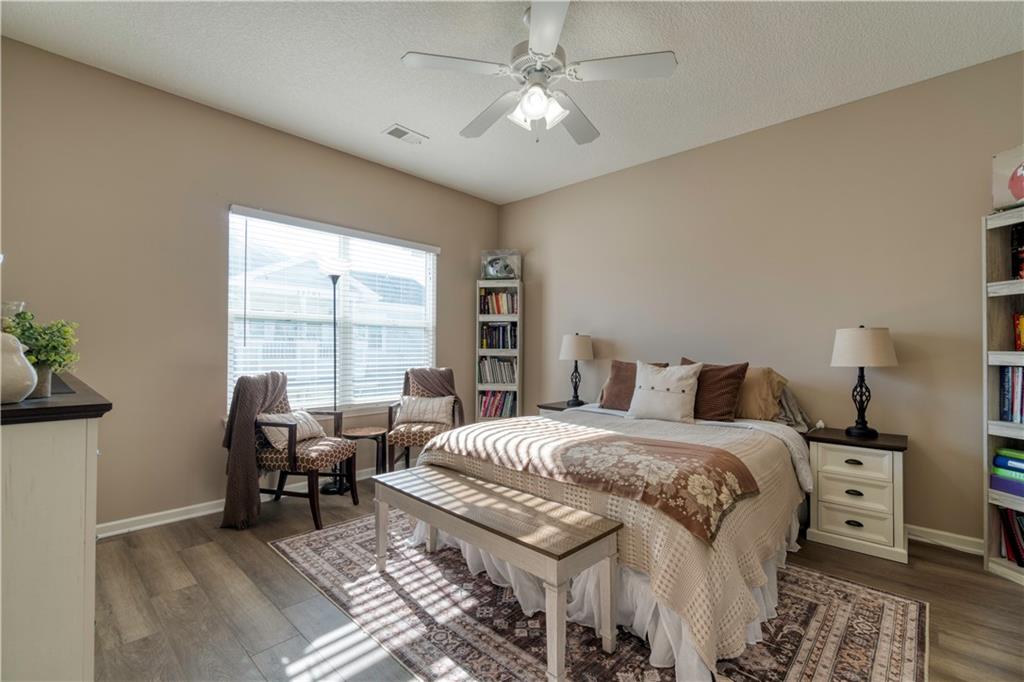 11671 S Roundtree Street Unit: 200