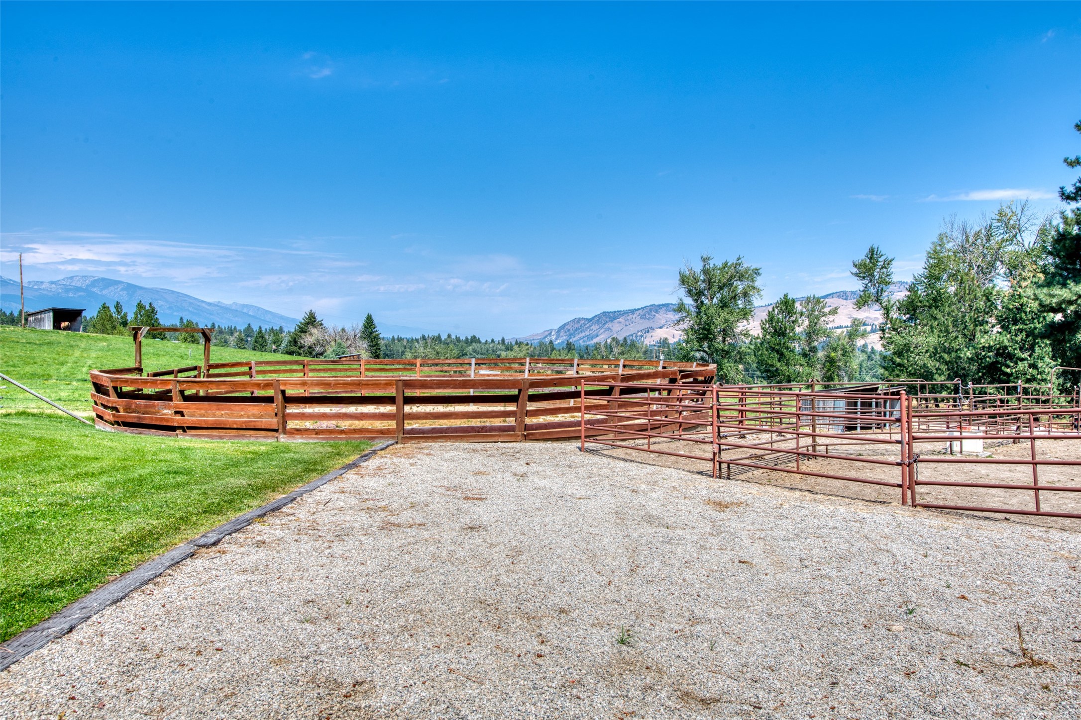 159,169,179 Painthorse Trail