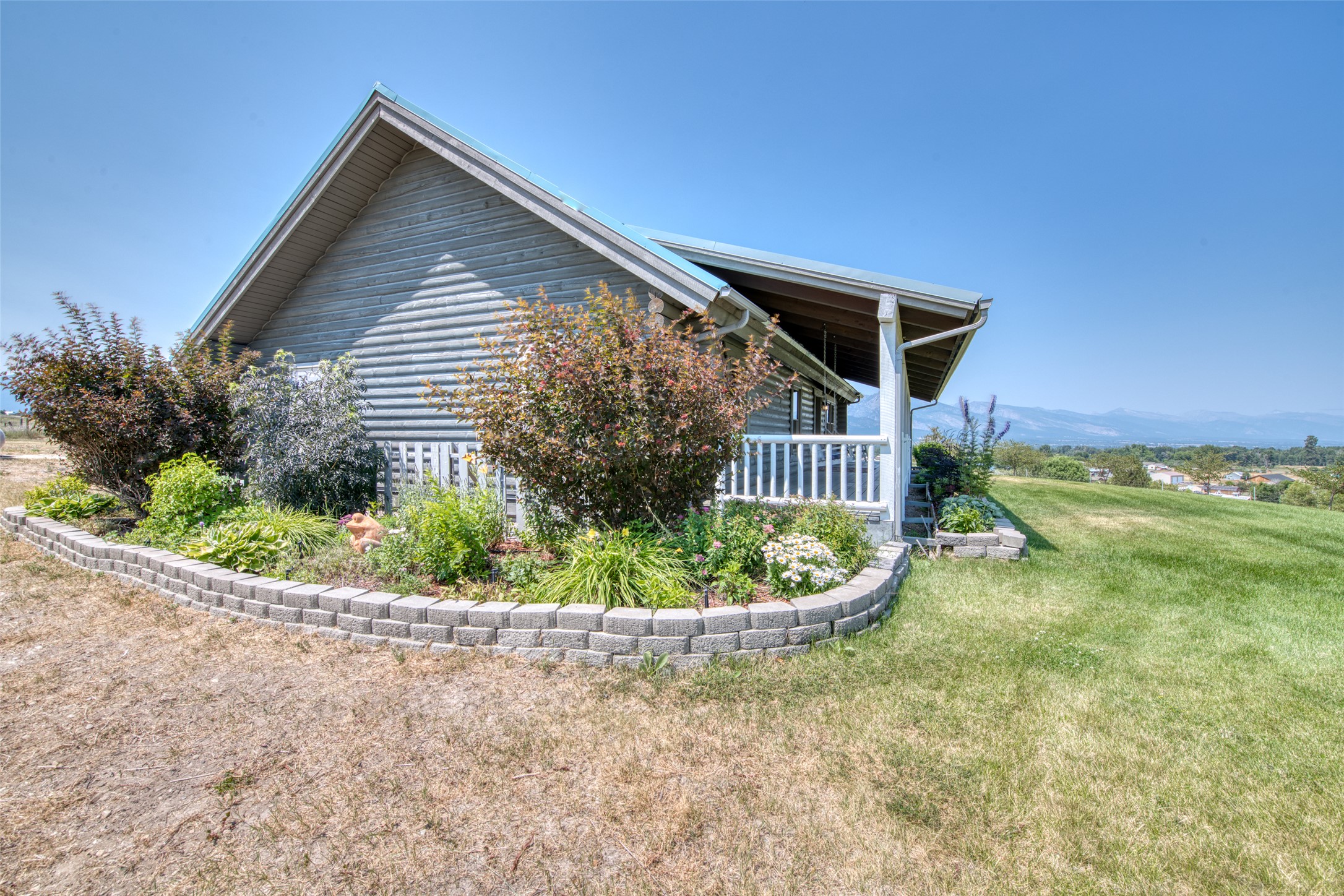 839 Thomas Lane