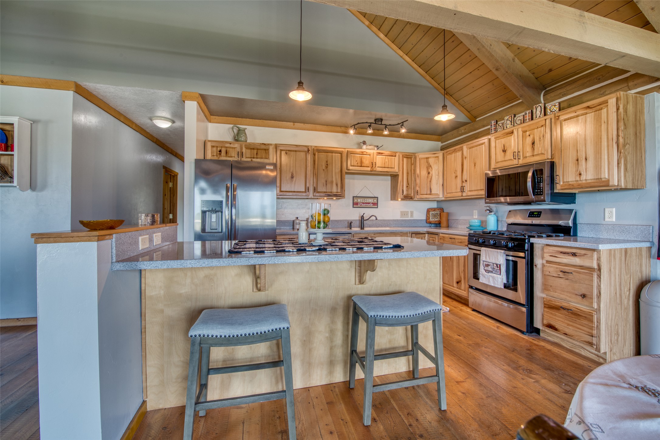 839 Thomas Lane
