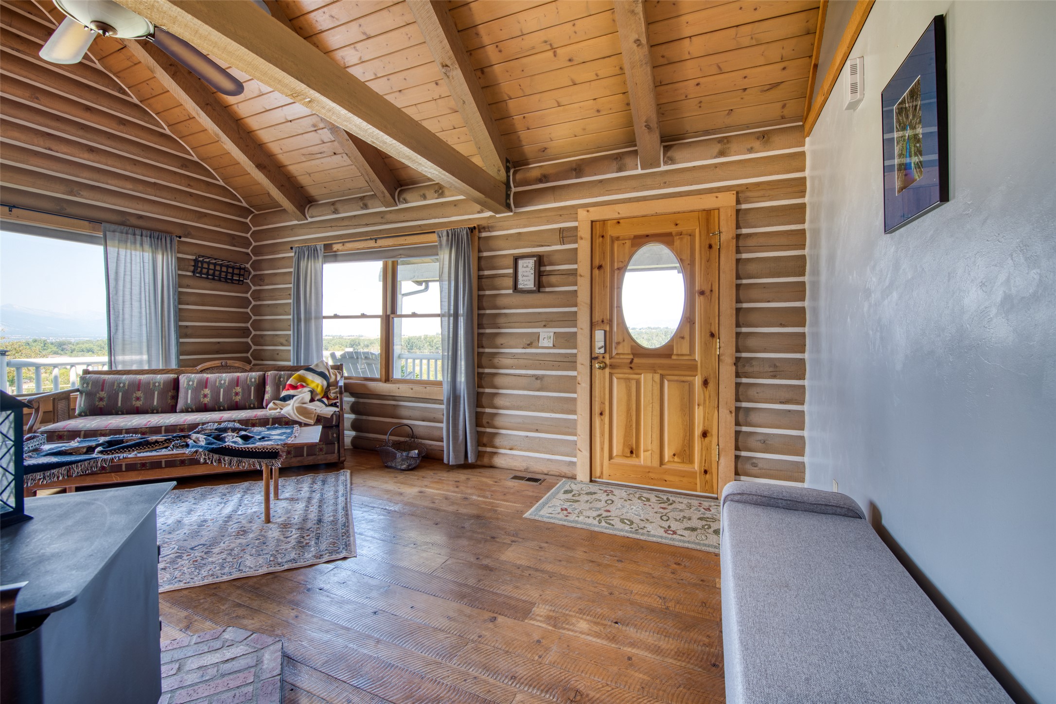839 Thomas Lane