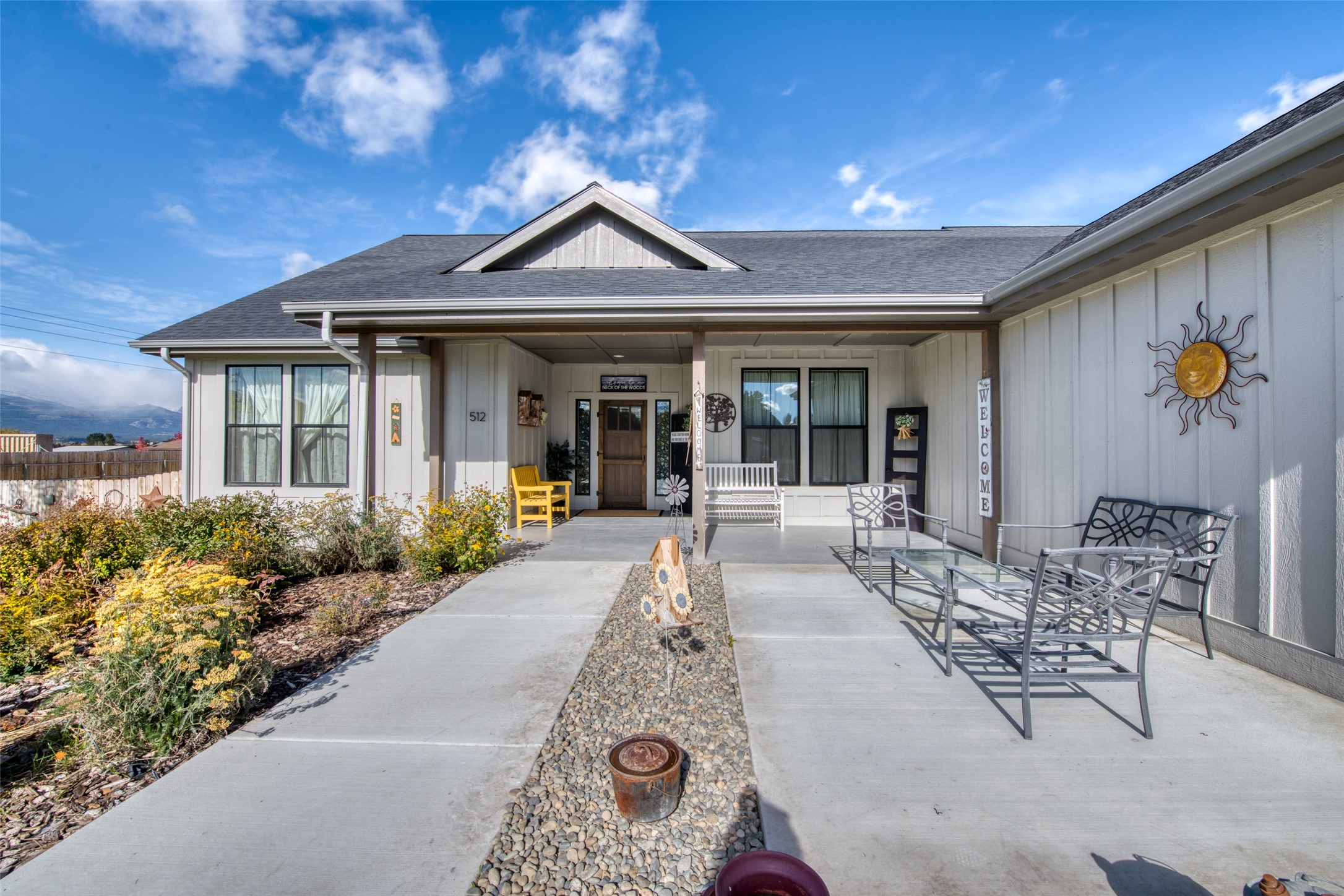 512 Willow Ridge Way