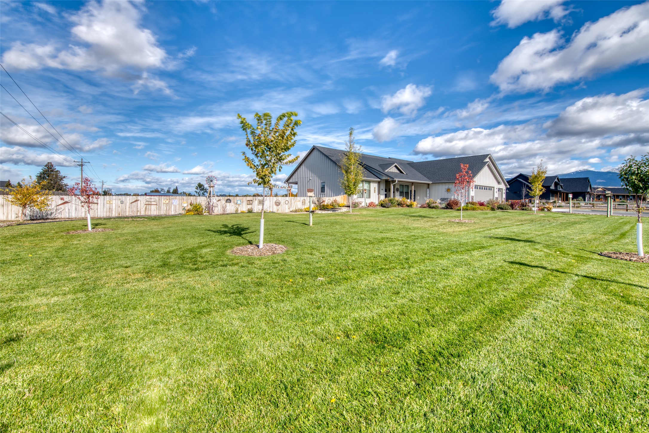 512 Willow Ridge Way