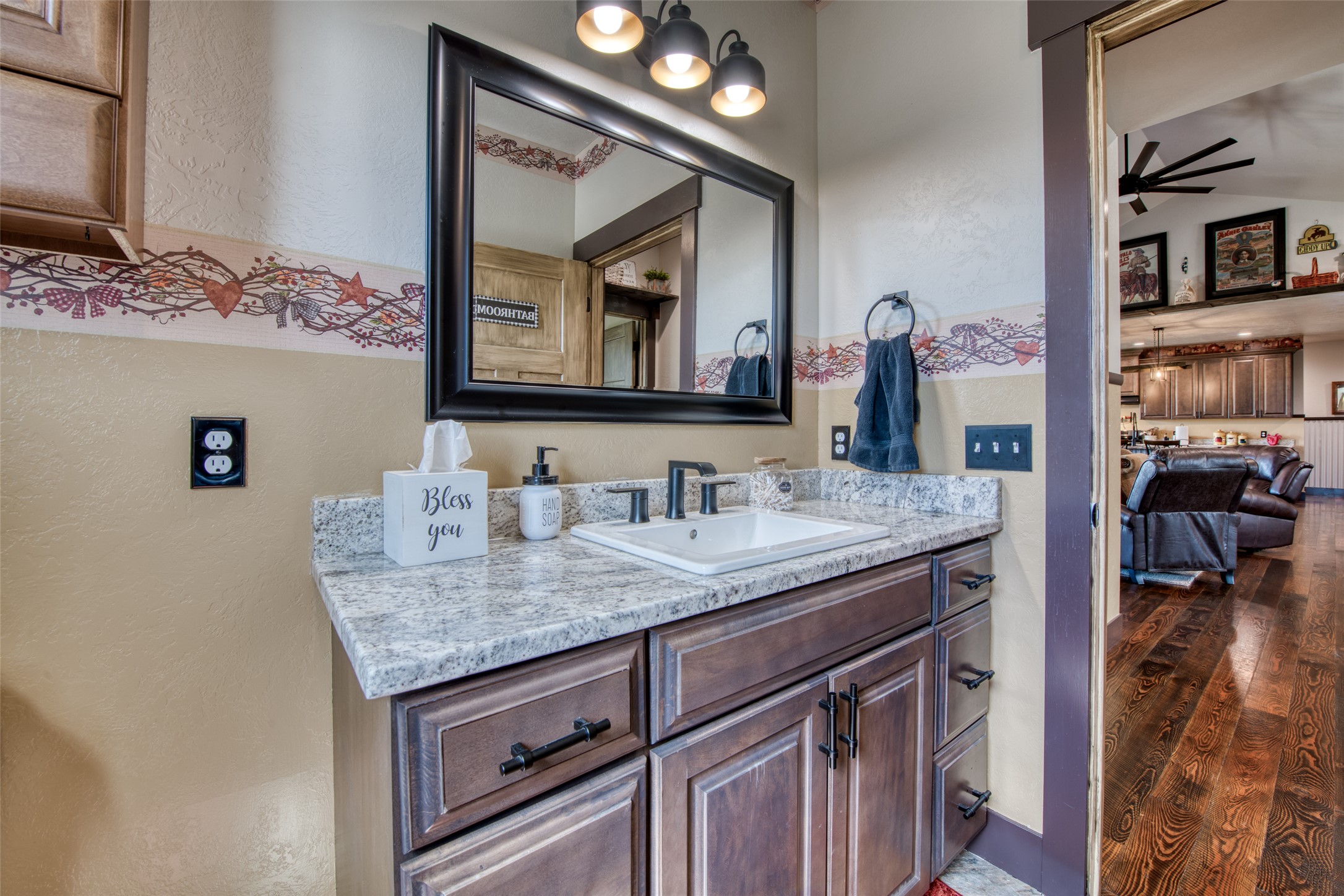 512 Willow Ridge Way